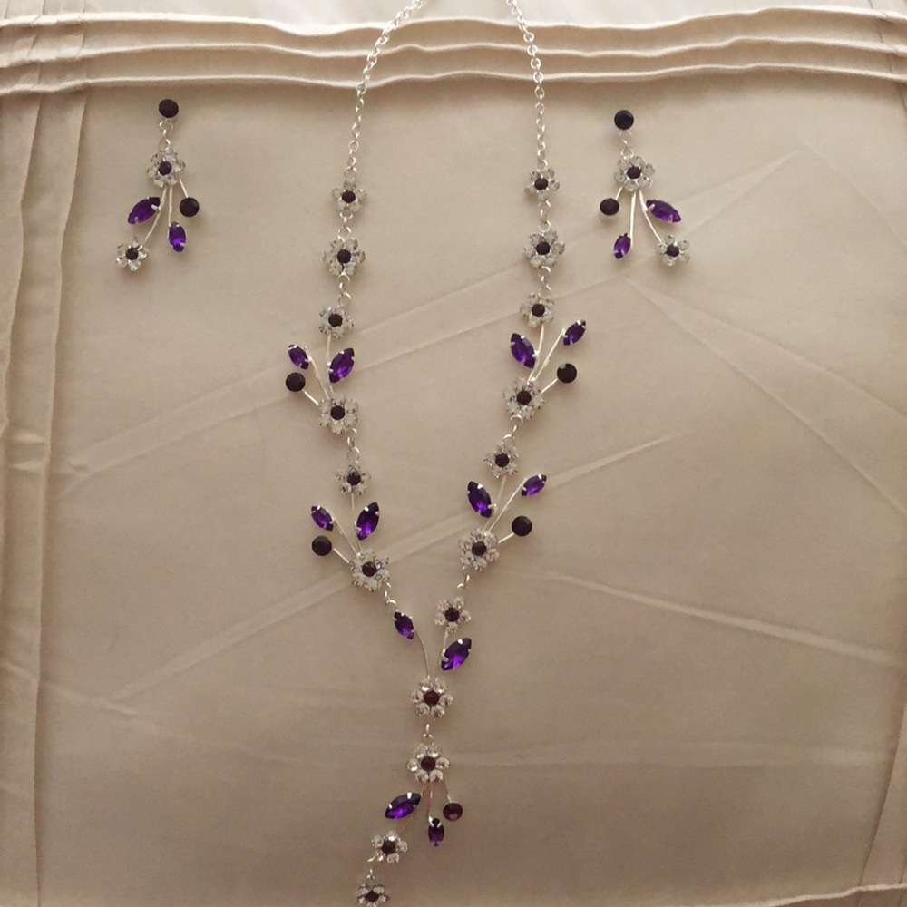 Danbury Mint necklace and earrings